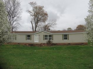 301 Birch St, Lowell, NC 28098