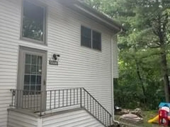 5526 E Bavarian Pass, Minneapolis, MN 55432