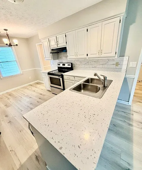 2512 Water Oak Dr — Photo 3