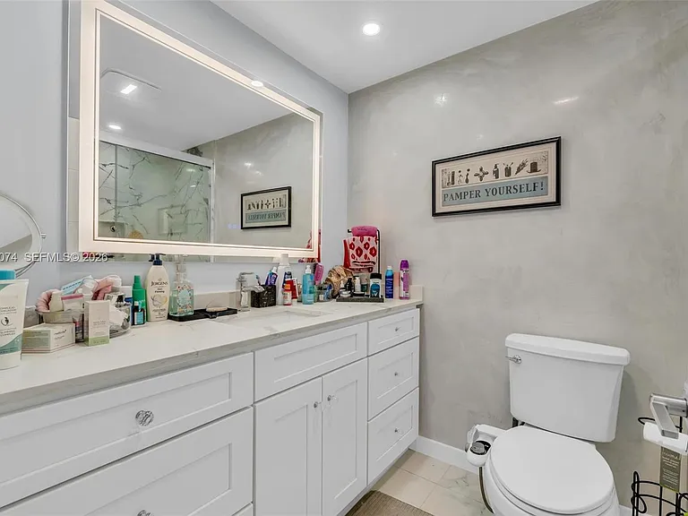 18071 Biscayne Blvd #901 — Photo 28