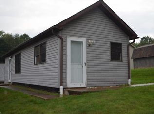34 Taylor Aly, Millersburg, OH 44654