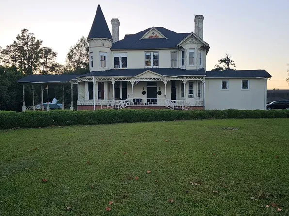 619 Willcox Ave, Marion, SC 29571