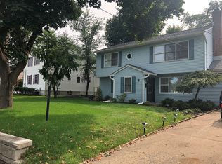 44 Lahiere Ave, Edison, NJ 08817