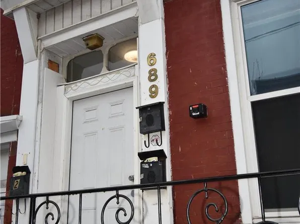 689 Ferry St, Easton, PA 18042