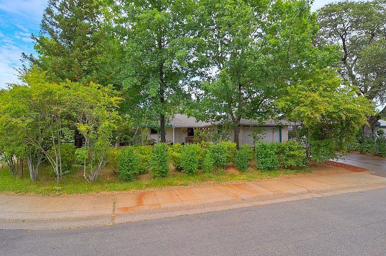 1st image of 8901 Leatham Ave