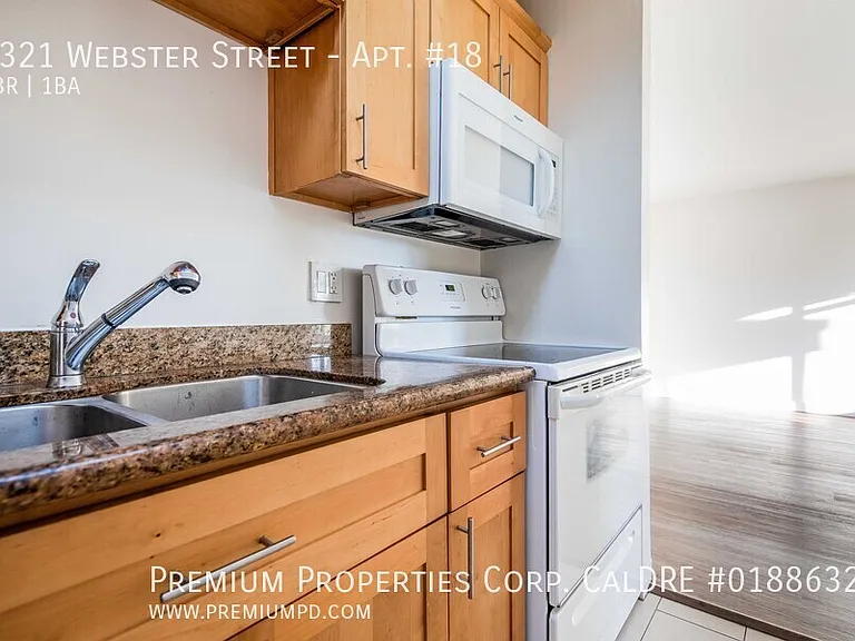 2321 Webster St #18 — Photo 15