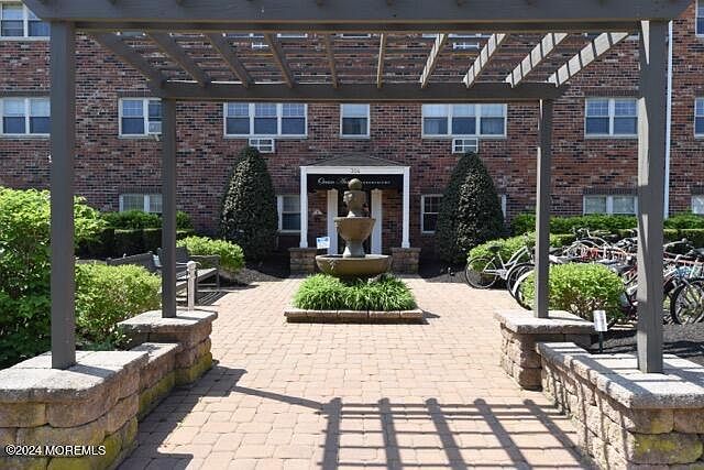 1st image of 304 4th Ave APT 212