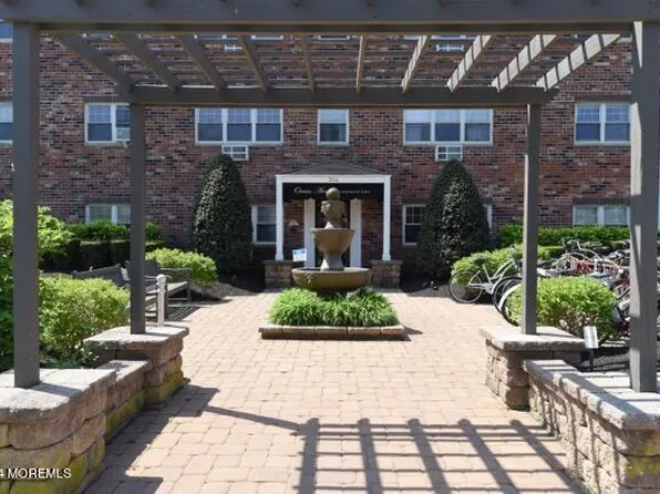 304 4th Ave APT 212, Asbury Park, NJ 07712