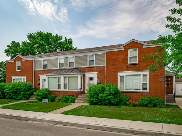 5641 W Carmen Ave, Chicago, IL 60630