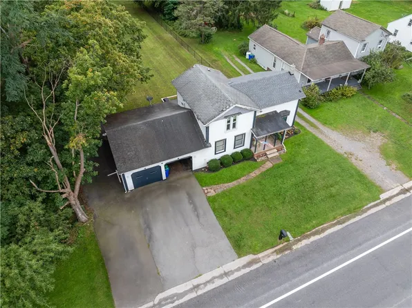 16628 Ridge Rd, Holley, NY 14470