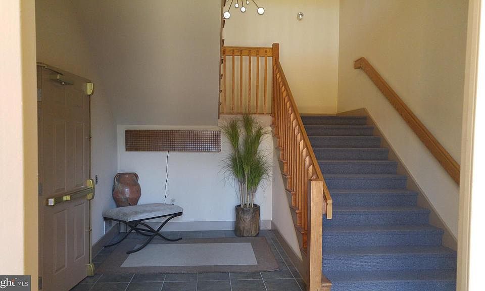 1512 E Caracas Ave, Hershey, PA 17033 Zillow