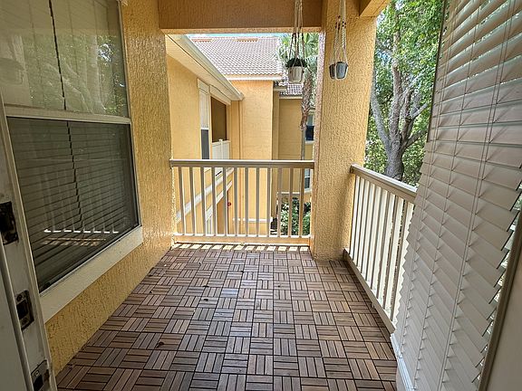 4th image of 19920 Villa Ridge Dr Unit 205