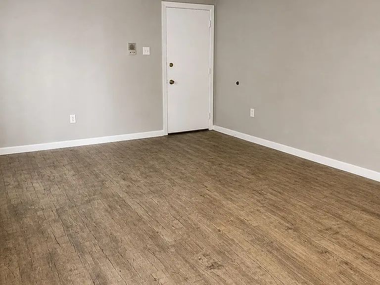 5855 Darlington Rd — Photo 6