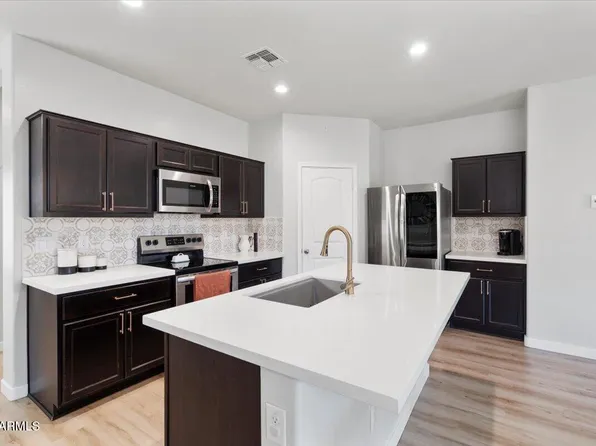 4544 E Gagarinite Lane, San Tan Valley, AZ 85143