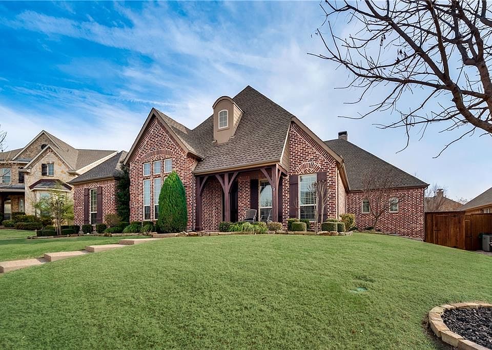 1st image of 670 Abbey Ln