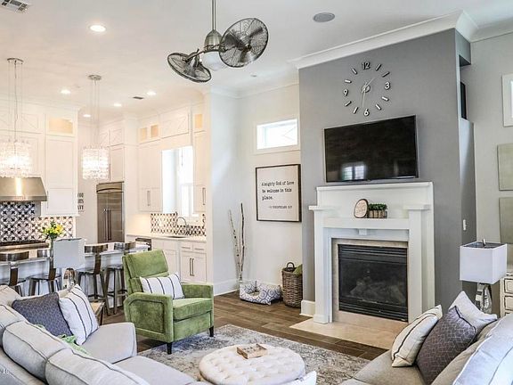 4th image of 105 Brightwood Dr