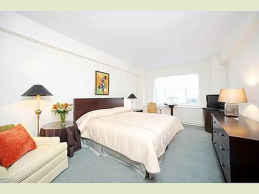 Sold by Stribling | media 1