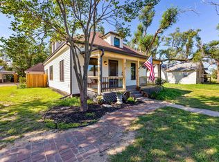 919 W 2nd St, Halstead, KS 67056