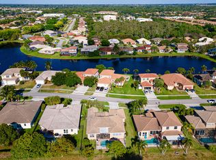 10909 Paso Fino Dr, Lake Worth, FL 33449