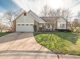 1670 Dardenne Ridge Dr, Saint Peters, MO 63376