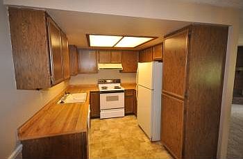 4th image of 9346 W Marigold St