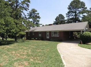 806 N Main St, Stanley, NC 28164
