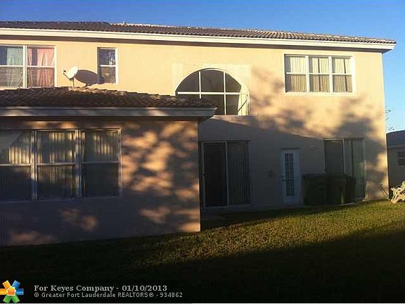 3rd image of 18976 NW 23rd Pl