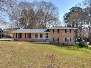 1664 Rhonda Ln, Stone Mountain, GA 30087