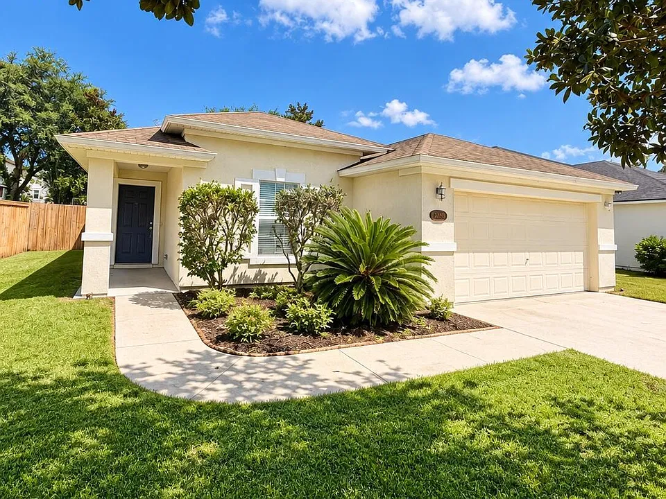 230 Cezanne Cir