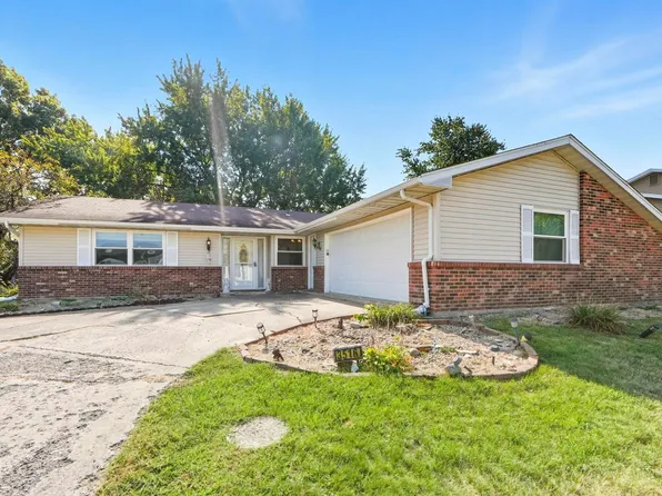 3516 Debeney Dr, Fort Wayne, IN 46816