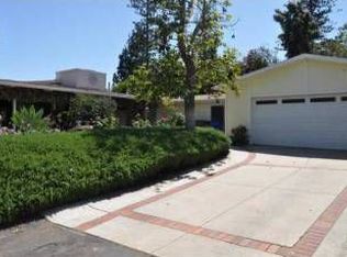 2743 Circle Dr, Escondido, CA 92029