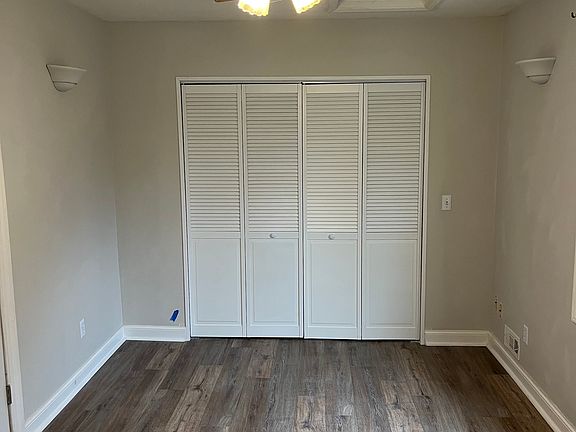 4th image of 5140 Estess Ave
