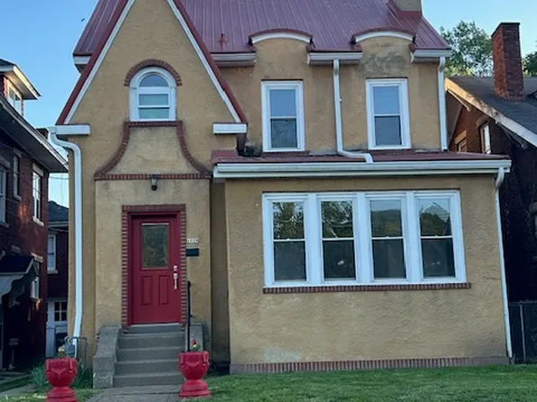 1559 Dixie St, Charleston, WV 25311
