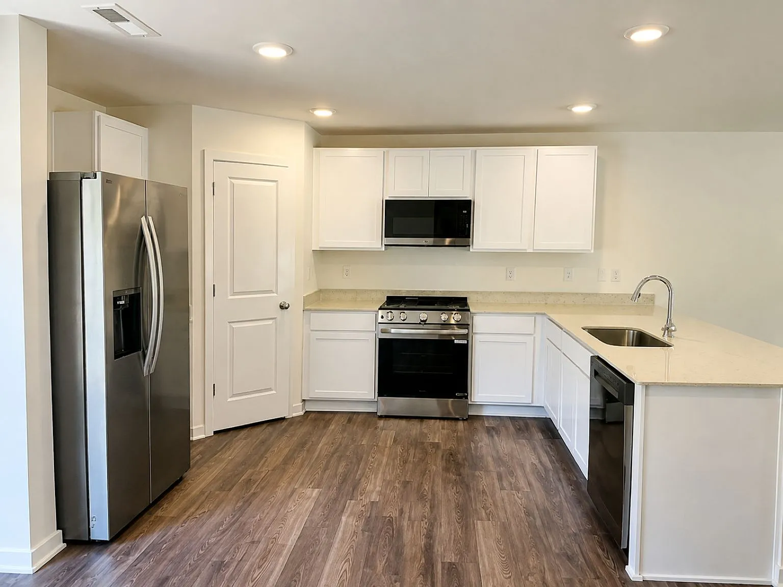 942 Waterworks Road - 1 — Photo 4