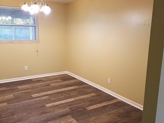 3rd image of 2937 Wedgefield Blvd