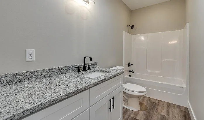2 bed, 1009 sqft, $1,850 — Photo 4
