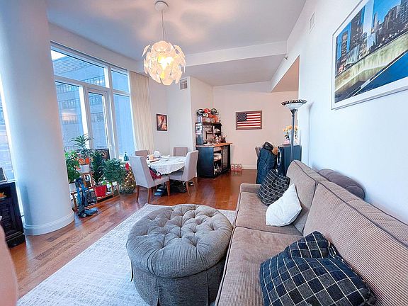 3rd image of 70 Little West St APT 6H