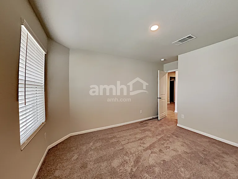 2709 Iberia Ct — Photo 16