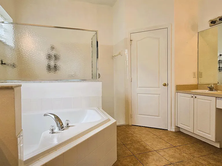 1058 Tuscan Hills Blvd — Photo 10