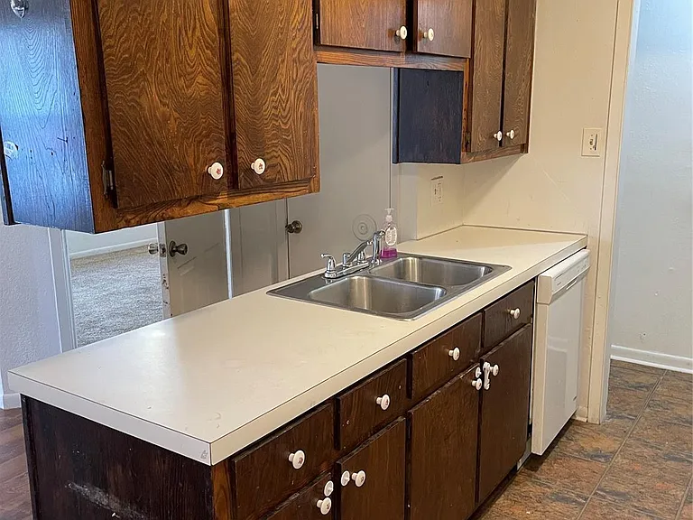 120 W Heron St #101 — Photo 8