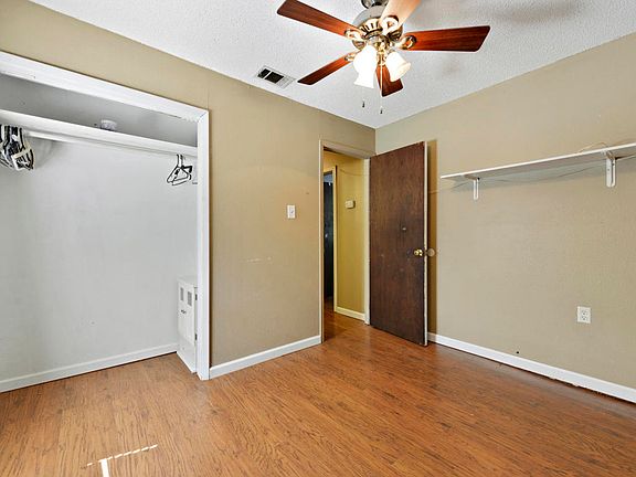 4th image of 3020 Holly Dr
