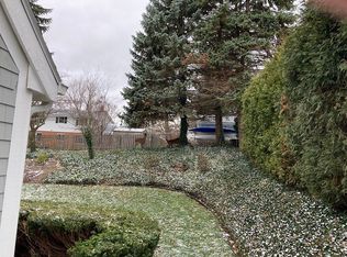 701 Quail Ridge Dr, Traverse City, MI 49686