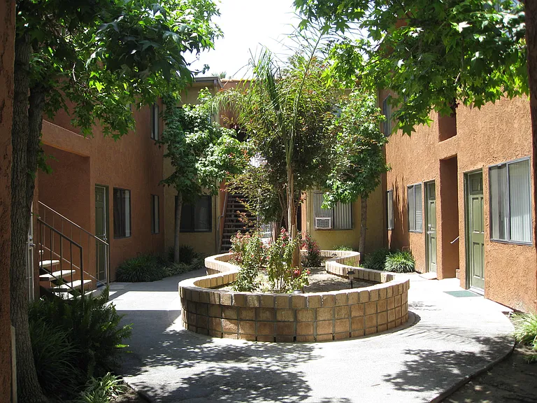 1515 N Sierra Way #12 — Photo 13