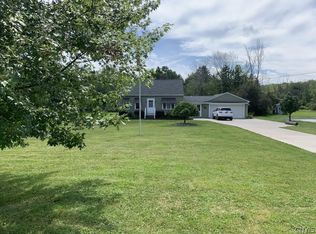 1603 S Creek Rd, Derby, NY 14047