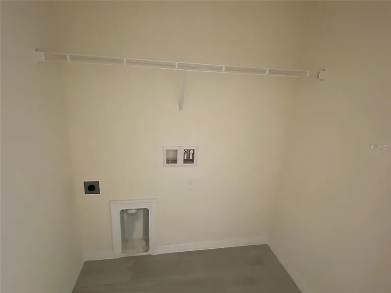 2643 Orchard Cir — Photo 13