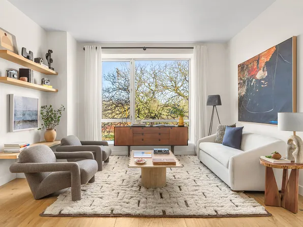 50 Bayard Street image 1 of 9