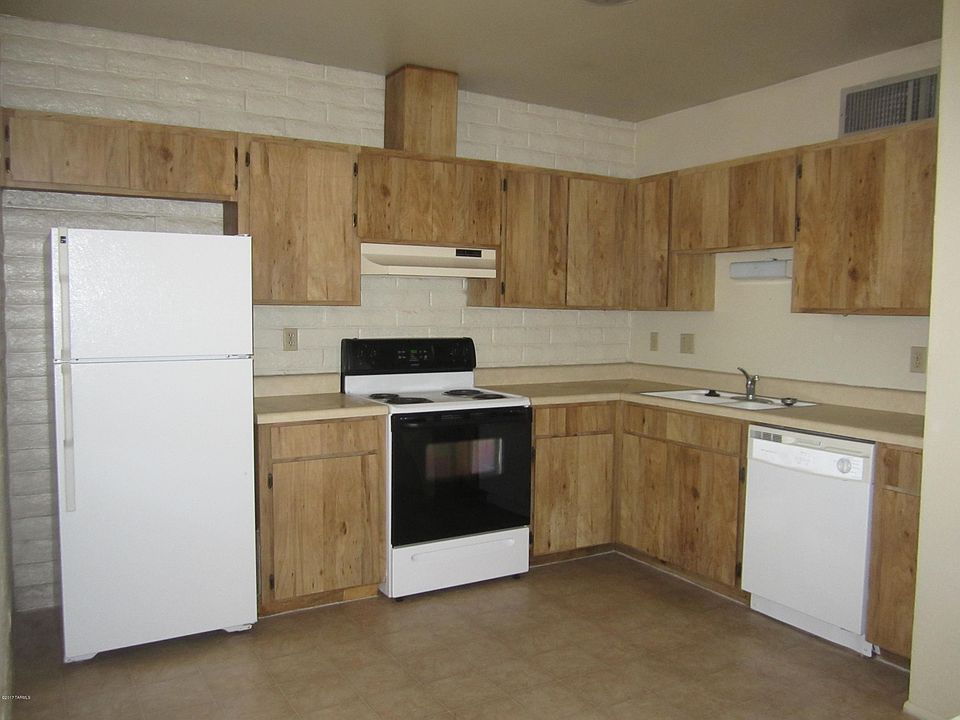 2nd image of 3699 N Mountain Ave APT 1