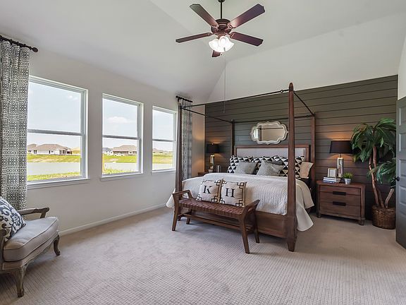 Glamorous owner s suite
