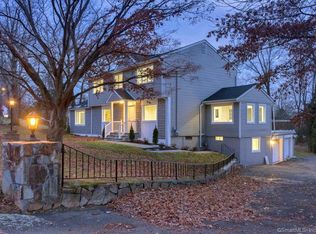 51 Short Hill Ln, Fairfield, CT 06825