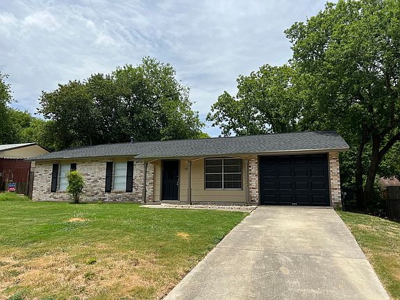 2nd image of 4418 Avenida Prima St